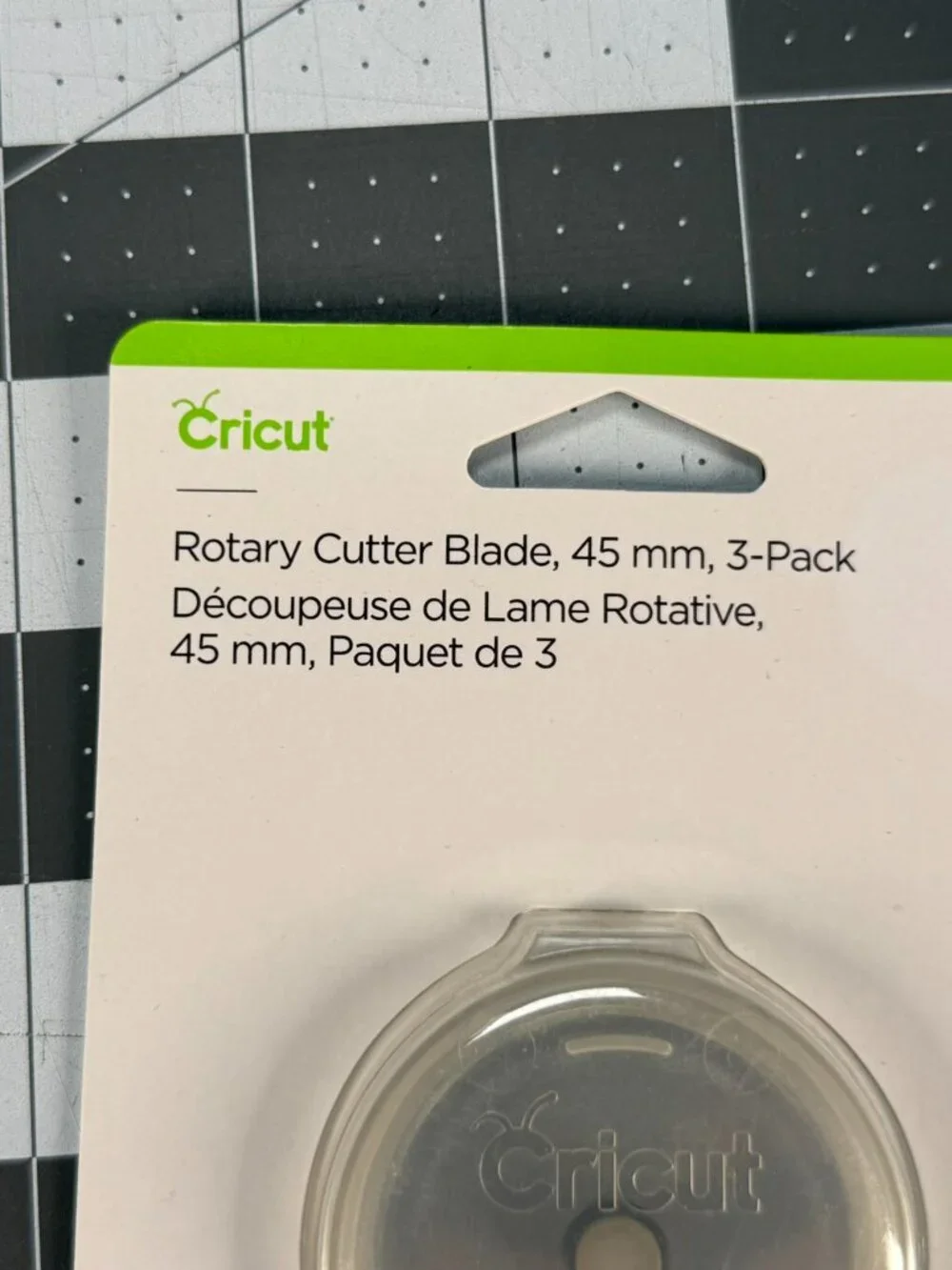 NEW Cricut 45mm Rotary Cutter Refill Blades 3-Pack Lot (9 Blades Total) A-0001